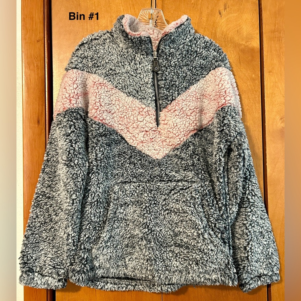 Bluivy Gray/Blue and Pink Sherpa Sweater